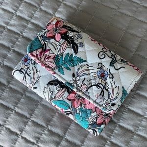 Vera Bradley RFID Riley Compact Wallet, Harry Potter "Herbology"